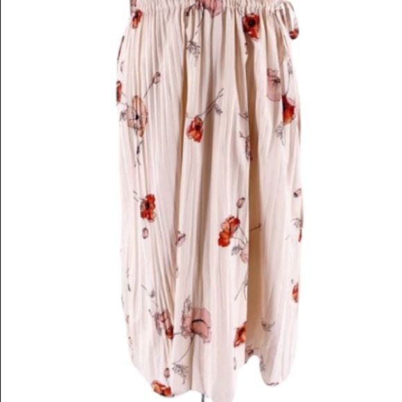 Vince Women’s Tossed Poppy V Neck Pleated Dress Size Medium M - Picture 9 of 10